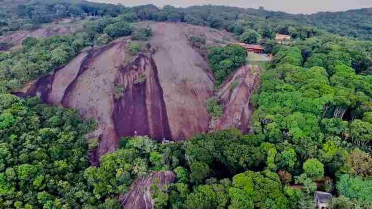 Casa Na Montanha Em De Alto Padrao Villa *